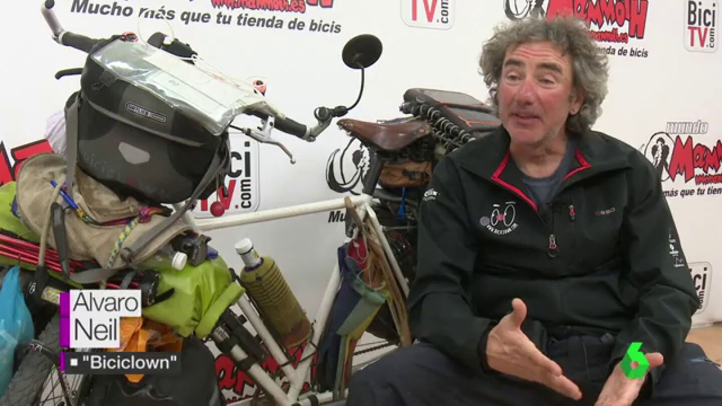 &Aacute;lvaro Neil, biciclown