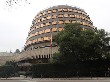 Fachada del Tribunal Constitucional Fachada del Tribunal Constitucional