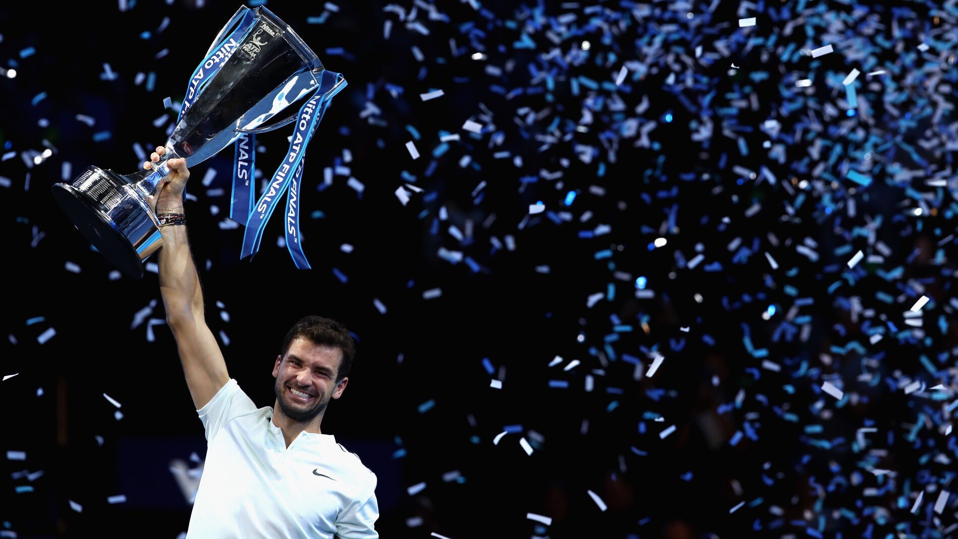 Dimitrov levanta la Copa de Maestros en Londres
