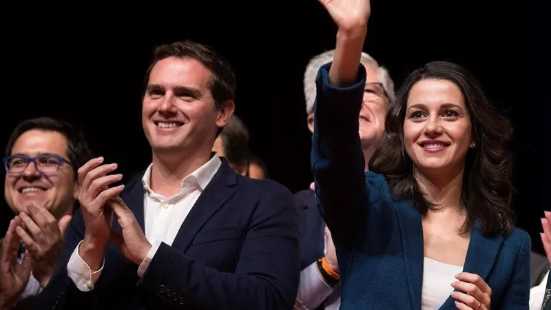 El presidente de Ciudadanos, Albert Rivera, y la líder de esta formación en Cataluña, Inés Arrimadas