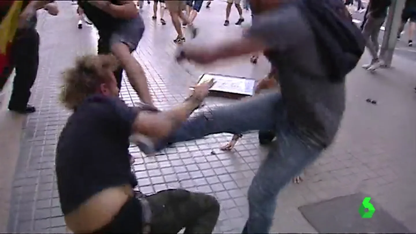 Agresiones el 9 de octubre en Valencia Agresiones el 9 de octubre en Valencia