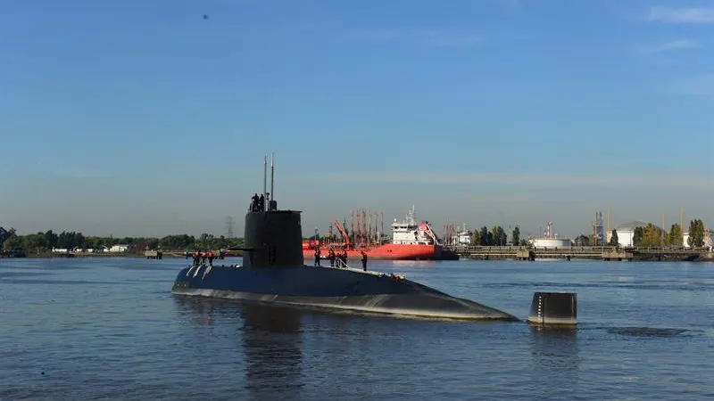 Fotografía de archivo del submarino de la Armada desaparecido