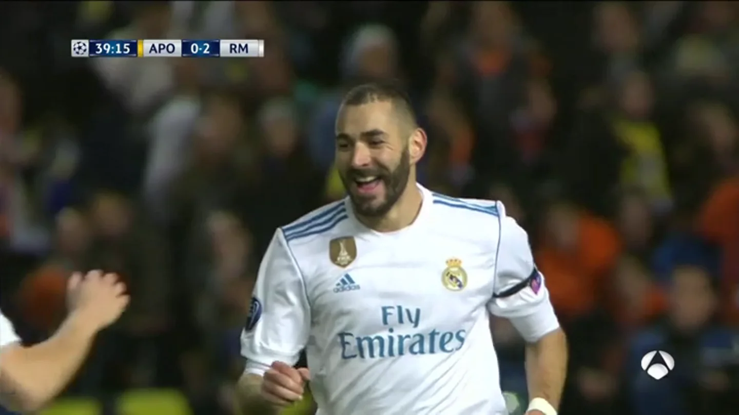 Benzema volvió a marcar ante el APOEL: así fue la gran jugada del Madrid para el 0-2 en Nicosia Benzema volvió a marcar ante el APOEL: así fue la gran jugada del Madrid para el 0-2 en Nicosia