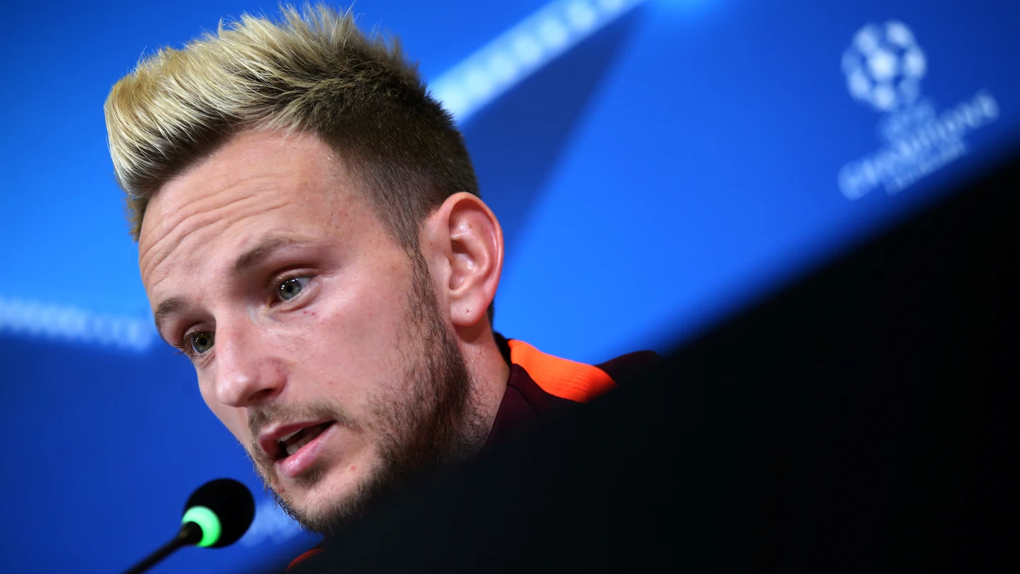 Ivan Rakitic, en rueda de prensa Ivan Rakitic, en rueda de prensa