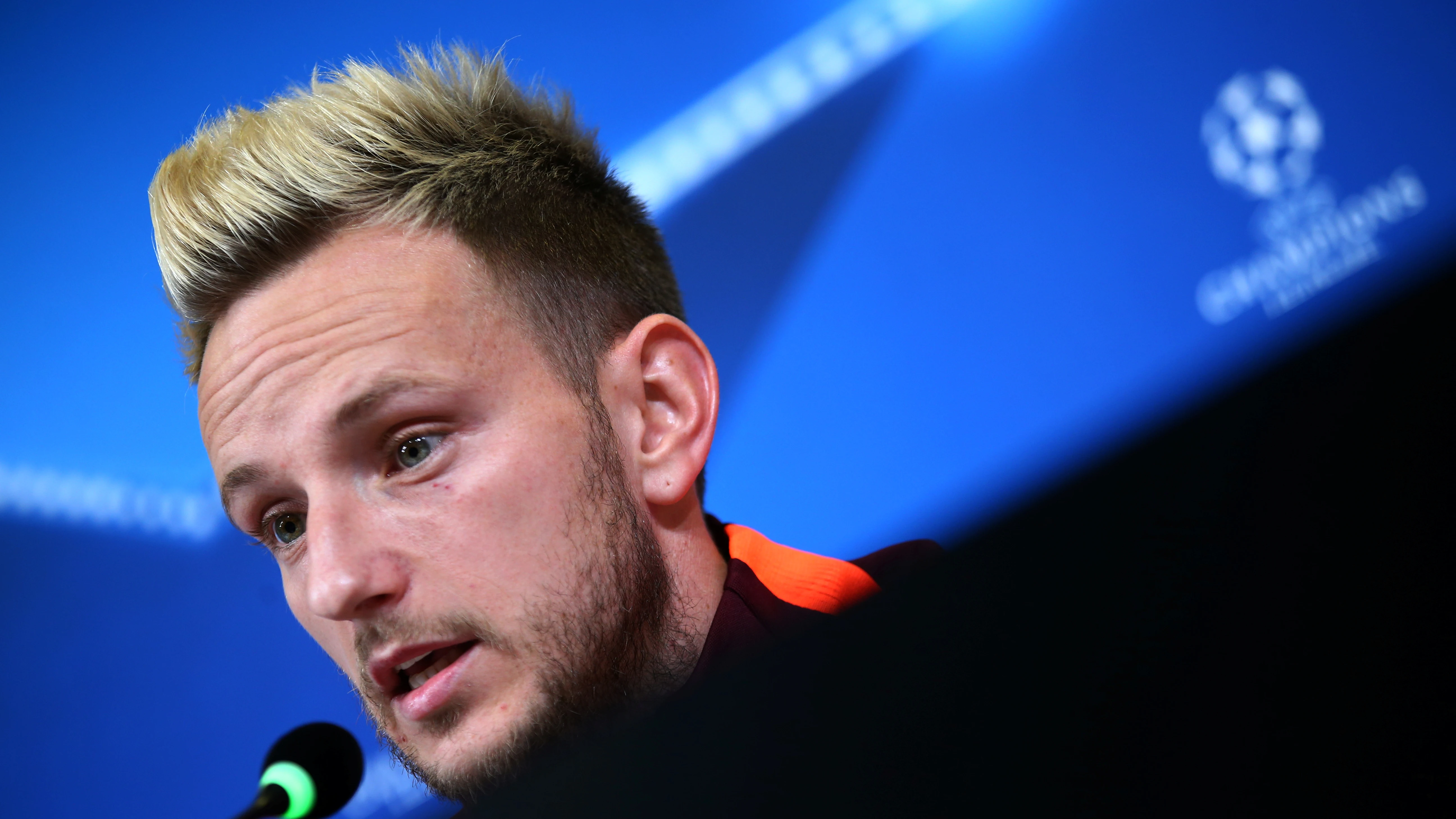 Ivan Rakitic, en rueda de prensa Ivan Rakitic, en rueda de prensa