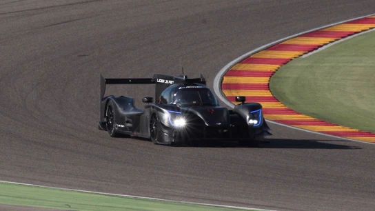 Fernando Alonso, a los mandos del Ligier JS P217 Fernando Alonso, a los mandos del Ligier JS P217
