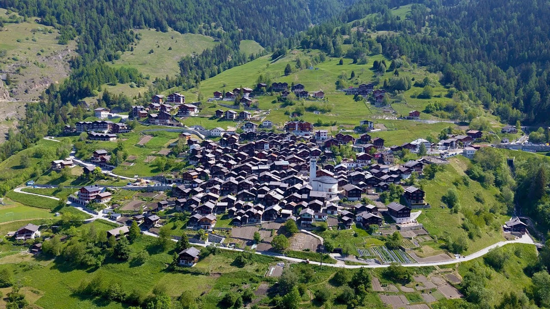 Albinen, un pueblo de los Alpes.