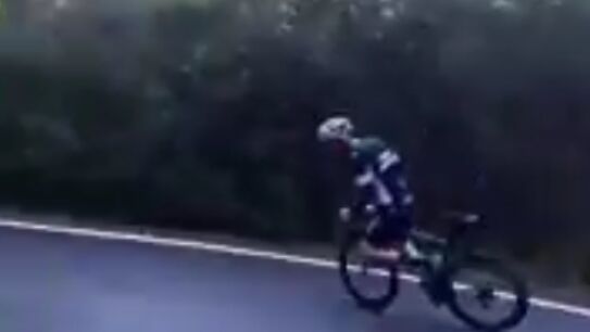 Kolar, efectuando su temeraria bajada