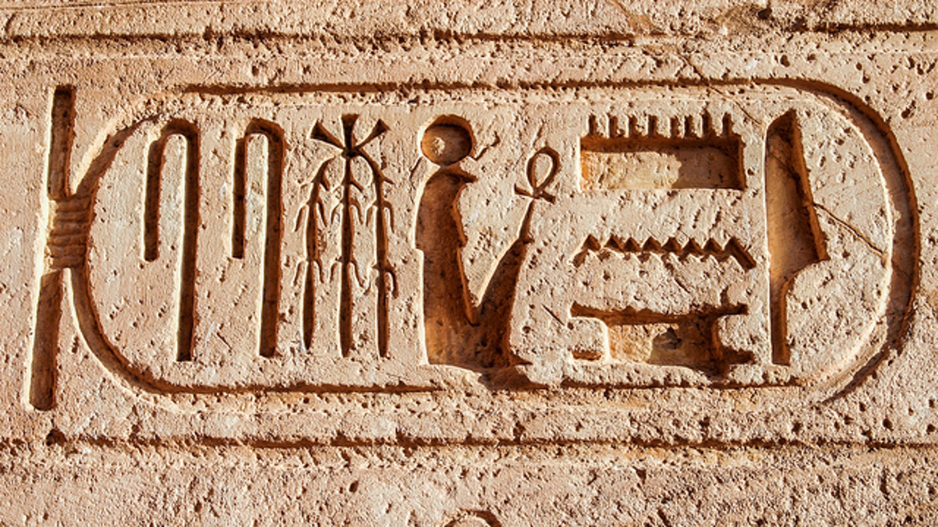 Jeroglíficos, antiguo lenguaje egipcio