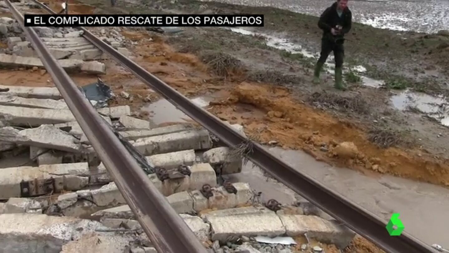 El estado de la v&iacute;a donde se accident&oacute; el tren