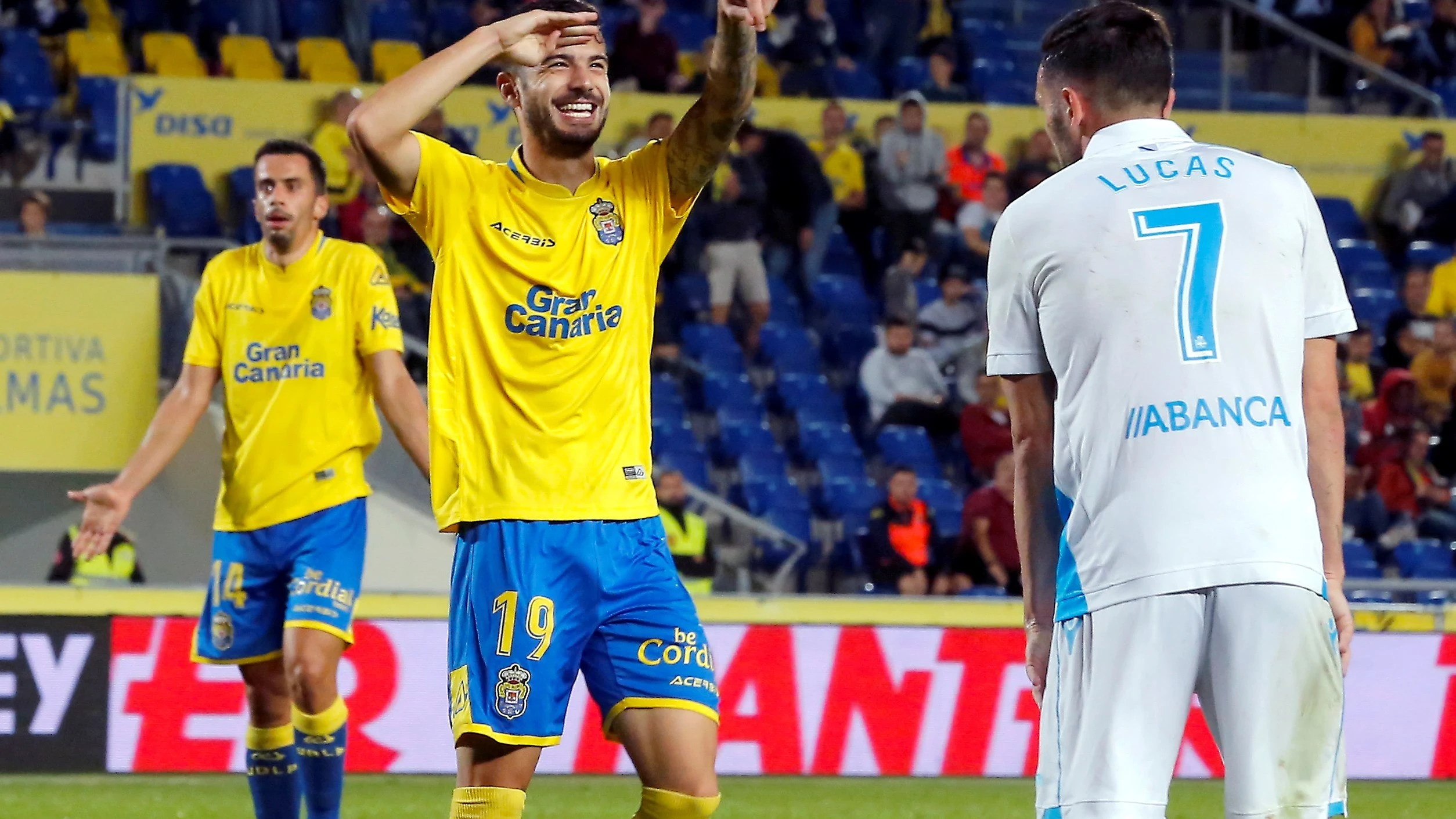 Hernán Toledo celebra el 1-3 ante Lucas