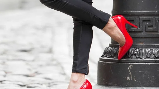 Unos tacones de una mujer Unos tacones de una mujer