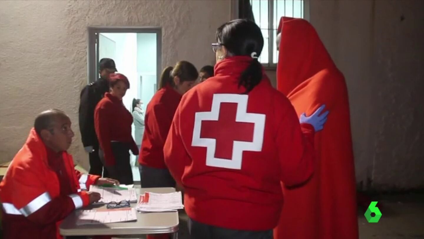 Buscan una patera con 34 personas a bordo desaparecida en aguas marroqu&iacute;es