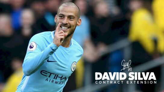 David Silva renueva su contrato con el Manchester City.