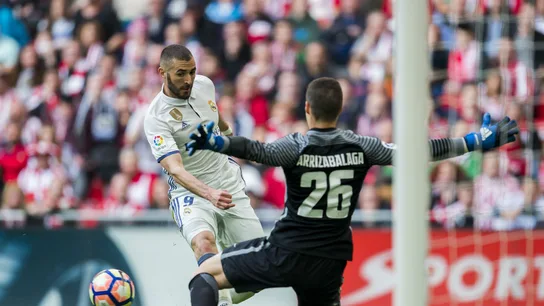 Kepa, ante Benzema Kepa, ante Benzema