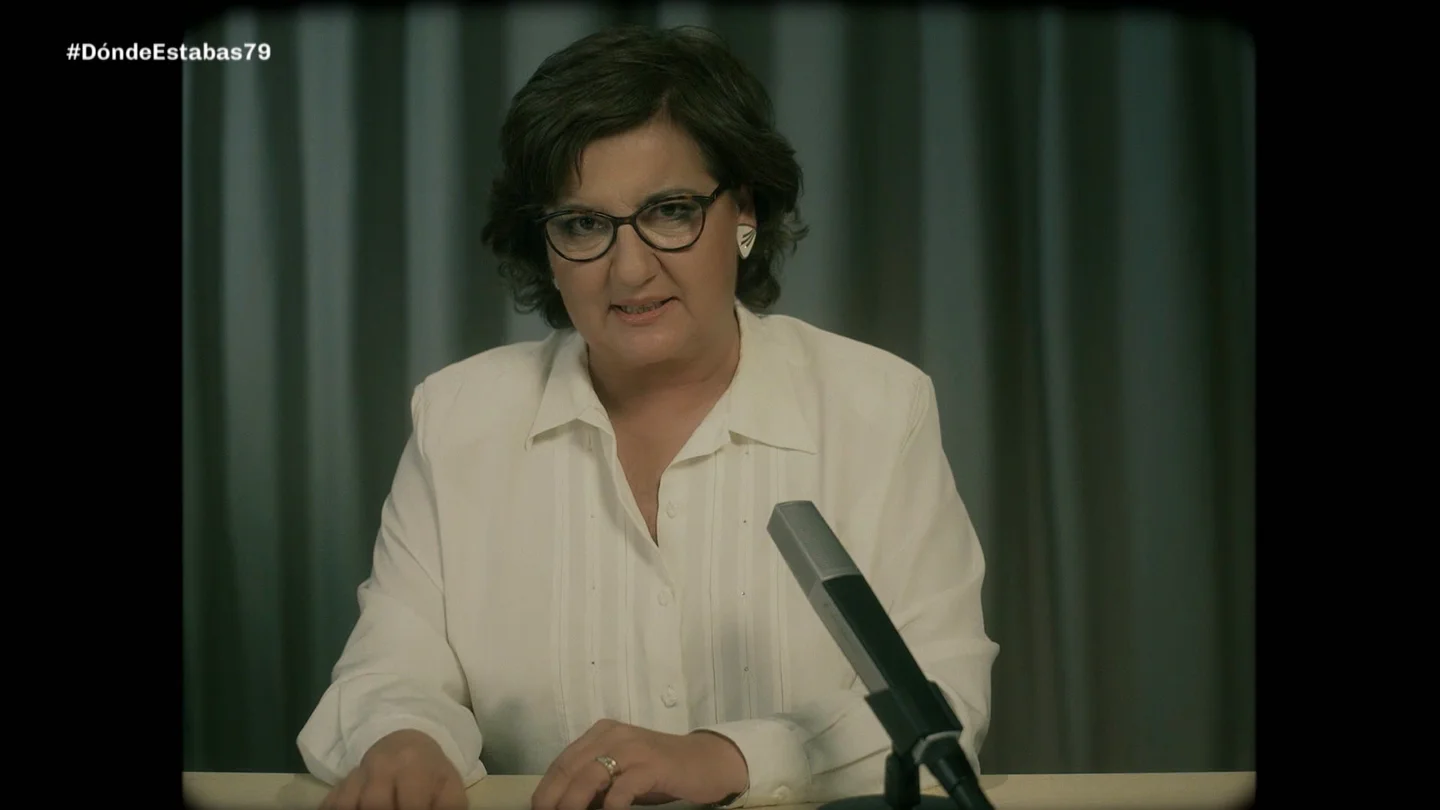 Olga Viza presenta el telediario internacional de 1979 Olga Viza presenta el telediario internacional de 1979