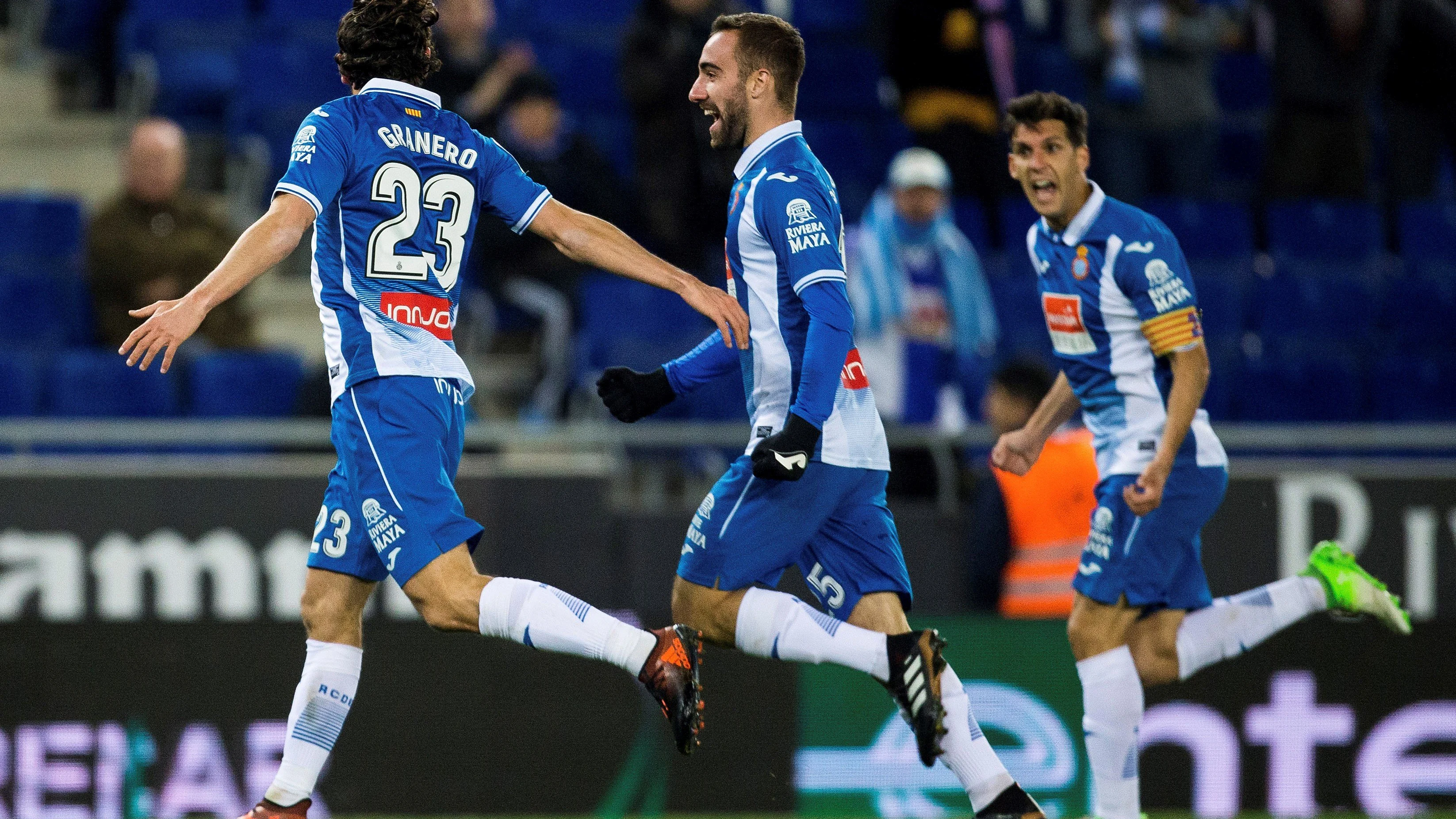 Los jugadores del Espanyol celebran un gol ante el Tenerife