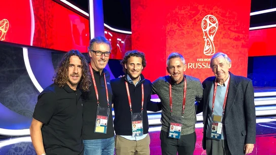 Puyol, junto a Blanc, Forlán y Lineker Puyol, junto a Blanc, Forlán y Lineker