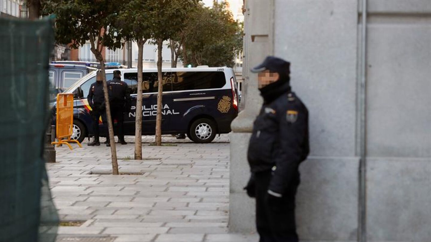 Furg&oacute;n en el que han trasladado a los exconsellers
