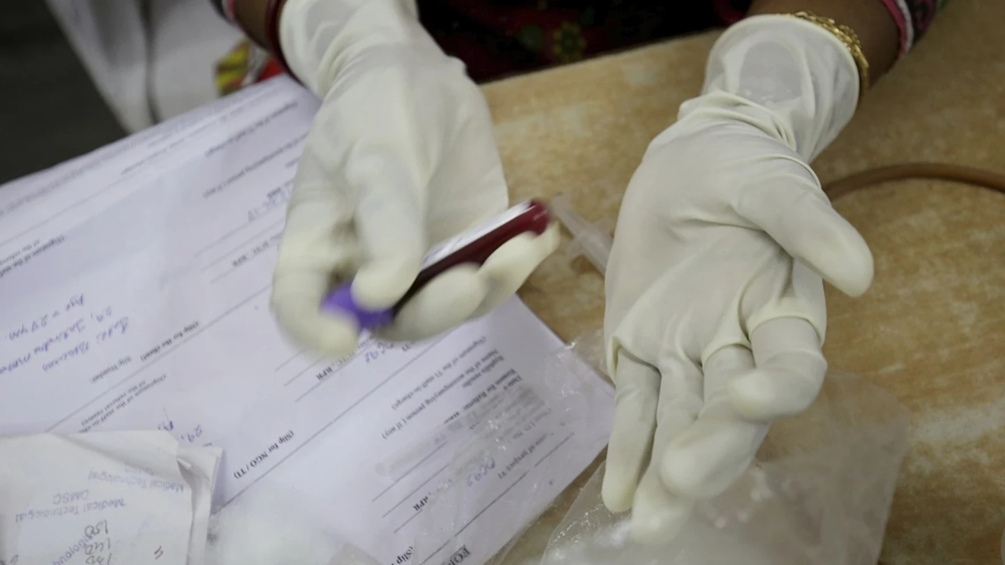 Las cifras del VIH y sida en España: Una de cada cinco personas afectadas por el virus no está diagnosticada Las cifras del VIH y sida en España: Una de cada cinco personas afectadas por el virus no está diagnosticada