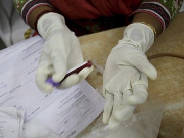 Las cifras del VIH y sida en España: Una de cada cinco personas afectadas por el virus no está diagnosticada Las cifras del VIH y sida en España: Una de cada cinco personas afectadas por el virus no está diagnosticada