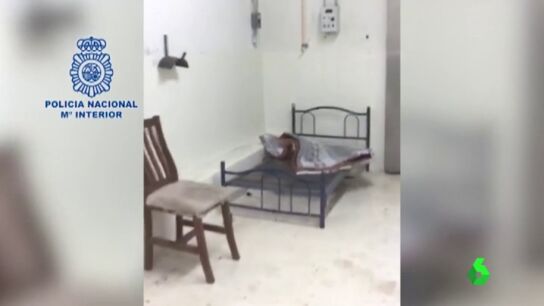 La c&aacute;mara frigor&iacute;fica en la que estaban secuestrados los dos espa&ntilde;oles