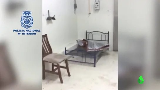 La cámara frigorífica en la que estaban secuestrados los dos españoles La cámara frigorífica en la que estaban secuestrados los dos españoles