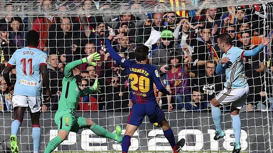Iago Aspas bate a Ter Stegen en el Camp Nou Iago Aspas bate a Ter Stegen en el Camp Nou