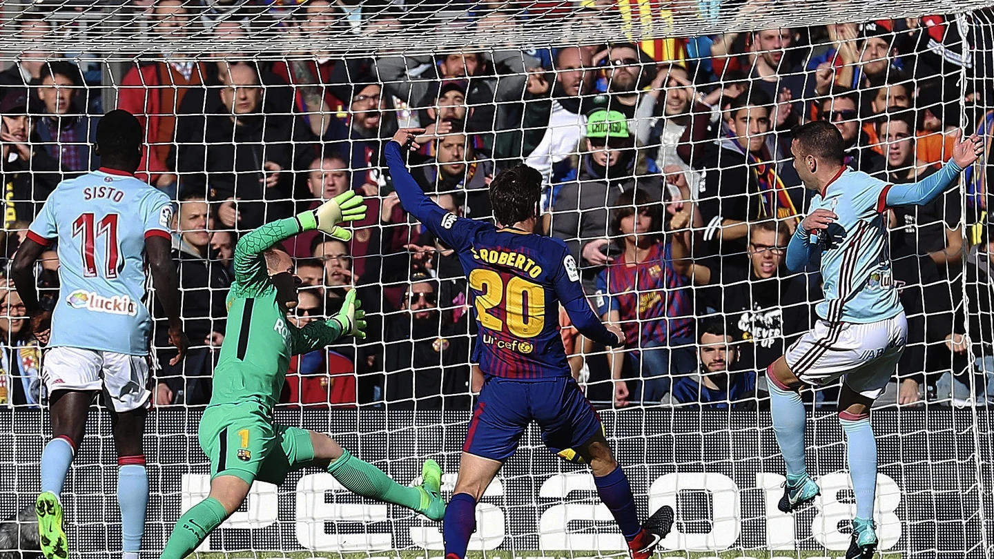 Iago Aspas bate a Ter Stegen en el Camp Nou Iago Aspas bate a Ter Stegen en el Camp Nou