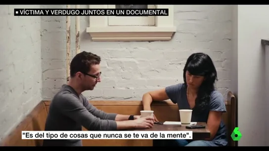 Attiya Khan y su agresor, frente a frente tras 20 años Attiya Khan y su agresor, frente a frente tras 20 años