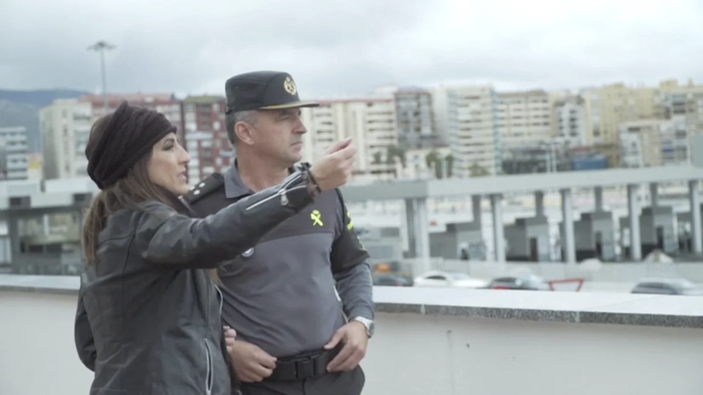 Todas las formas en la que los narcos introducen grandes cantidades de droga en Algeciras: "Son ingeniosos, pero nosotros cortamos su ingenio" Todas las formas en la que los narcos introducen grandes cantidades de droga en Algeciras: "Son ingeniosos, pero nosotros cortamos su ingenio"