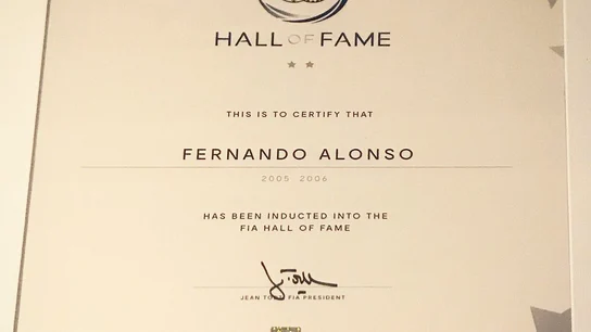 El escrito que certifica la entrada de Alonso en el Hall of Fame de la FIA El escrito que certifica la entrada de Alonso en el Hall of Fame de la FIA