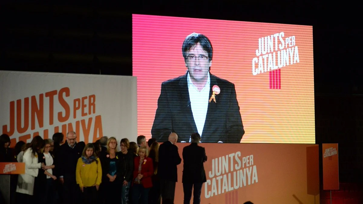 Puigdemont abre la campaña electoral del 21D por videoconferencia