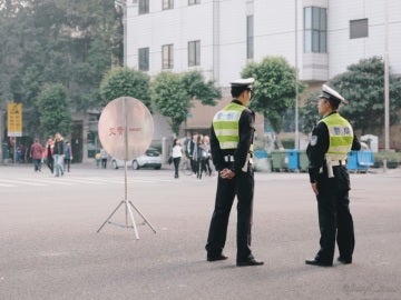 Varios agentes de policía en China Varios agentes de policía en China