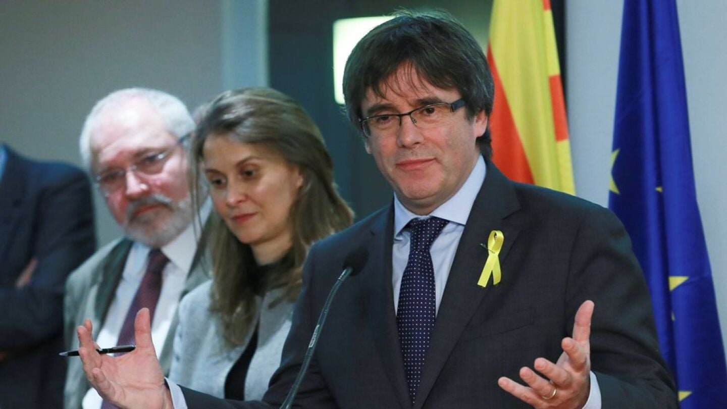 Carles Puigdemont comparece ante los medios en Bruselas