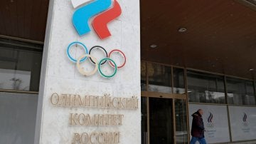 Vista del acceso al Comité Olímpico ruso en Moscú