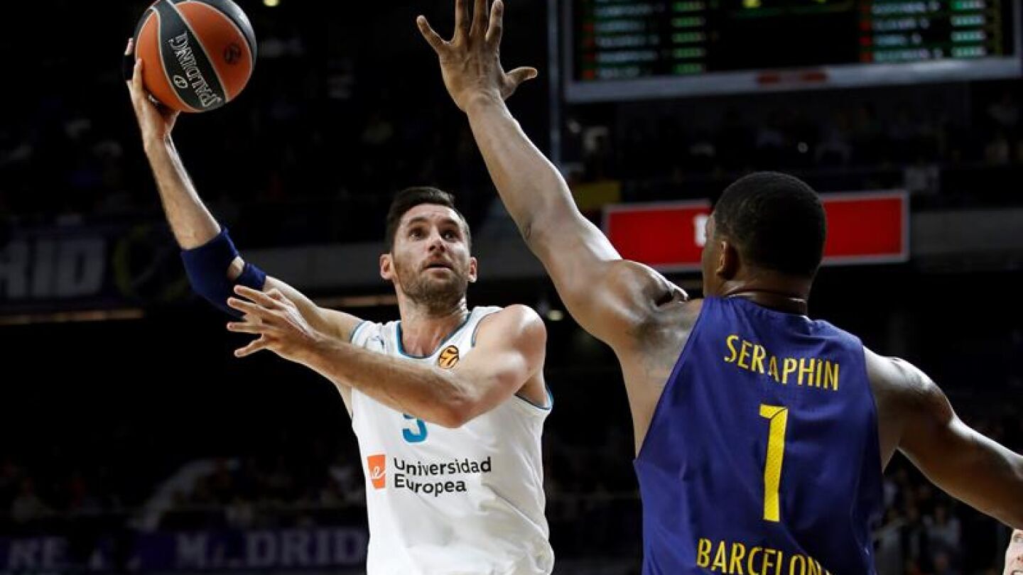 El alero del Real Madrid Rudy Fern&aacute;ndez en el partido