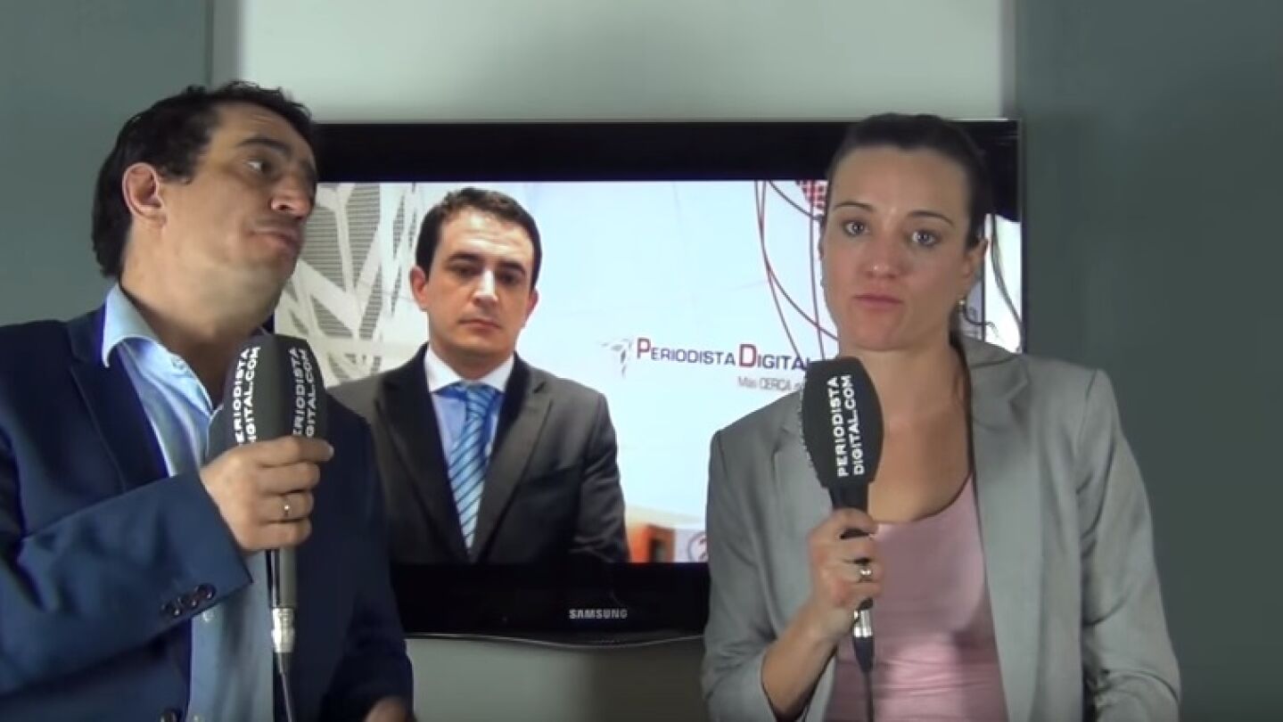 Frame del v&iacute;deo viral de Silvia Charro y Sim&oacute;n P&eacute;rez