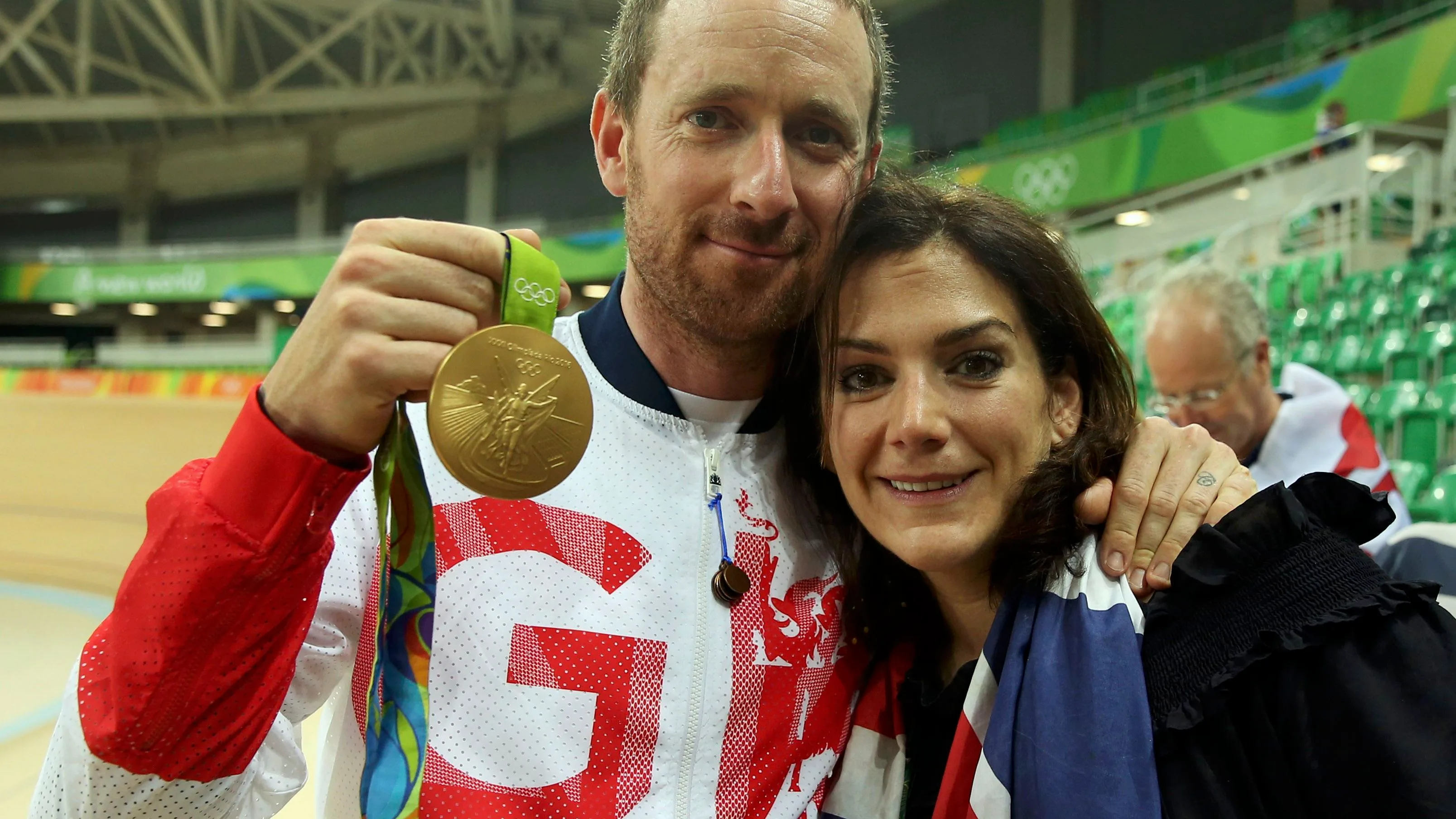 Bradley Wiggins junto a su esposa Catherine