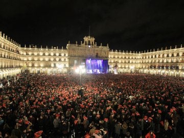 Miles de jóvenes celebran la Nochevieja Universitaria en Salamanca Miles de jóvenes celebran la Nochevieja Universitaria en Salamanca