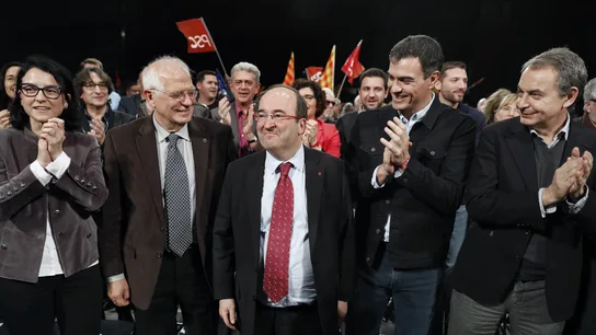 El candidato del PSC a la presidencia de la Generalitat, Miquel Iceta (c), acompañado del secretario general del PSOE, Pedro Sánchez (2d), el expresidente del Gobierno José Luis Rodríguez Zapatero (d), el expresidente del Parlamento Europeo Josep Borrell (2i) y la diputada socialista y número dos por Barcelona Eva Granados El candidato del PSC a la presidencia de la Generalitat, Miquel Iceta (c), acompañado del secretario general del PSOE, Pedro Sánchez (2d), el expresidente del Gobierno José Luis Rodríguez Zapatero (d), el expresidente del Parlamento Europeo Josep Borrell (2i) y la diputada socialista y número dos por Barcelona Eva Granados