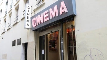 'Le Beverly', el último cine pornográfico de París