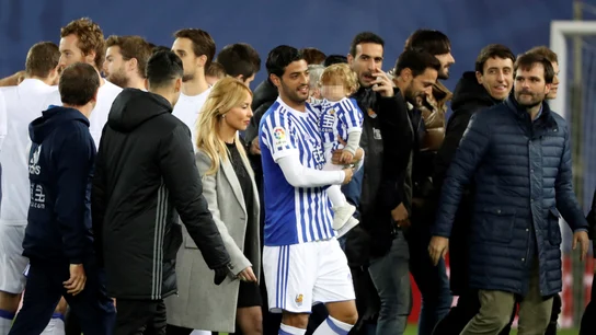 Carlos Vela, el día de su despedida con la Real Sociedad Carlos Vela, el día de su despedida con la Real Sociedad