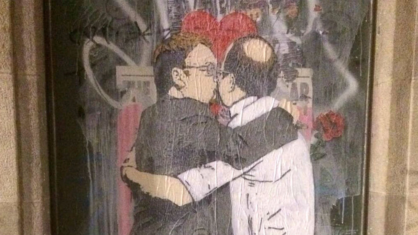 Beso entre Domènech e Iceta Beso entre Domènech e Iceta