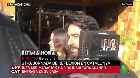 Inés Arrimadas antes de entrar en su domicilio Inés Arrimadas antes de entrar en su domicilio