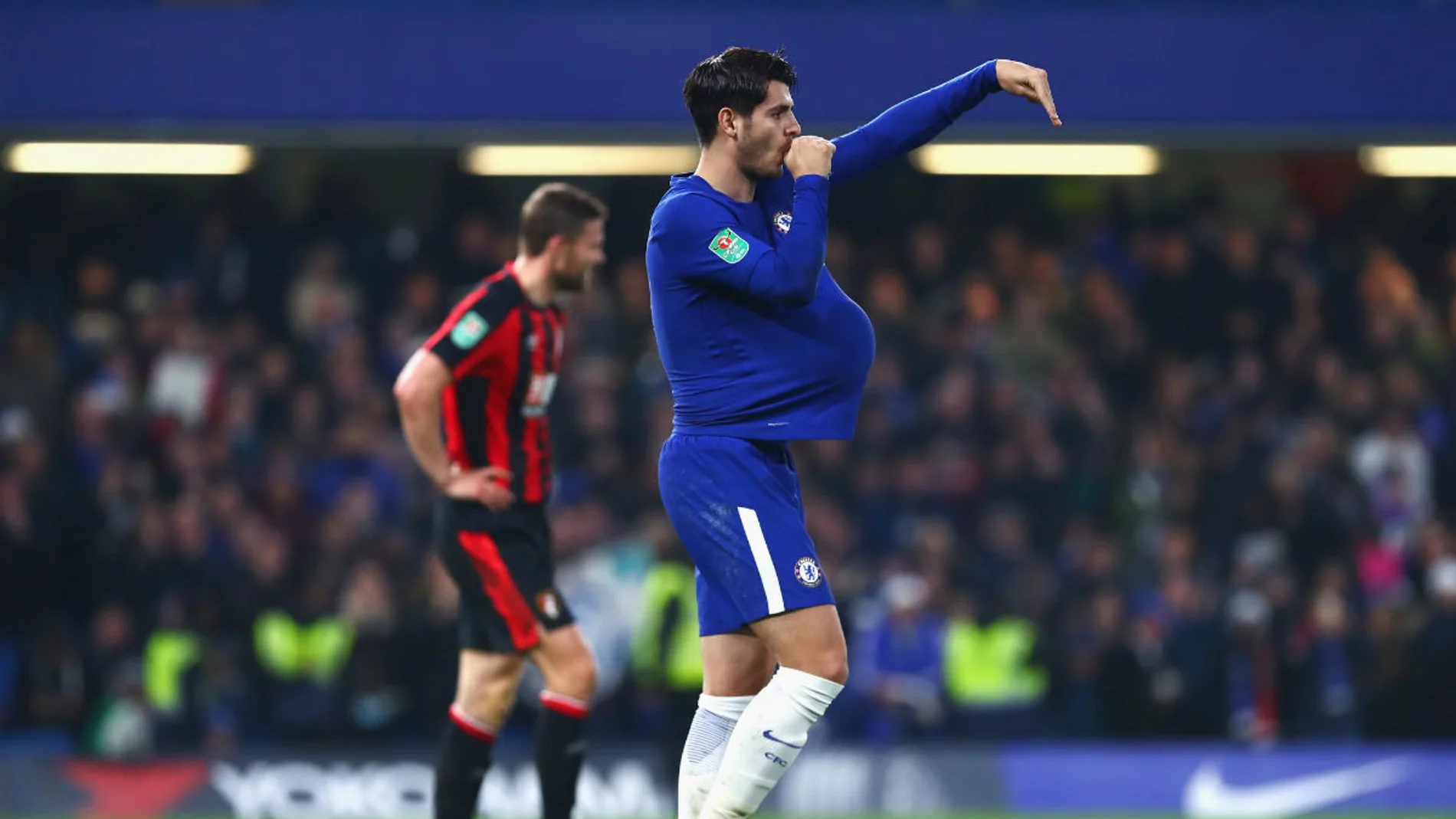 Morata dedica su gol con el Chelsea a su mujer embarazada