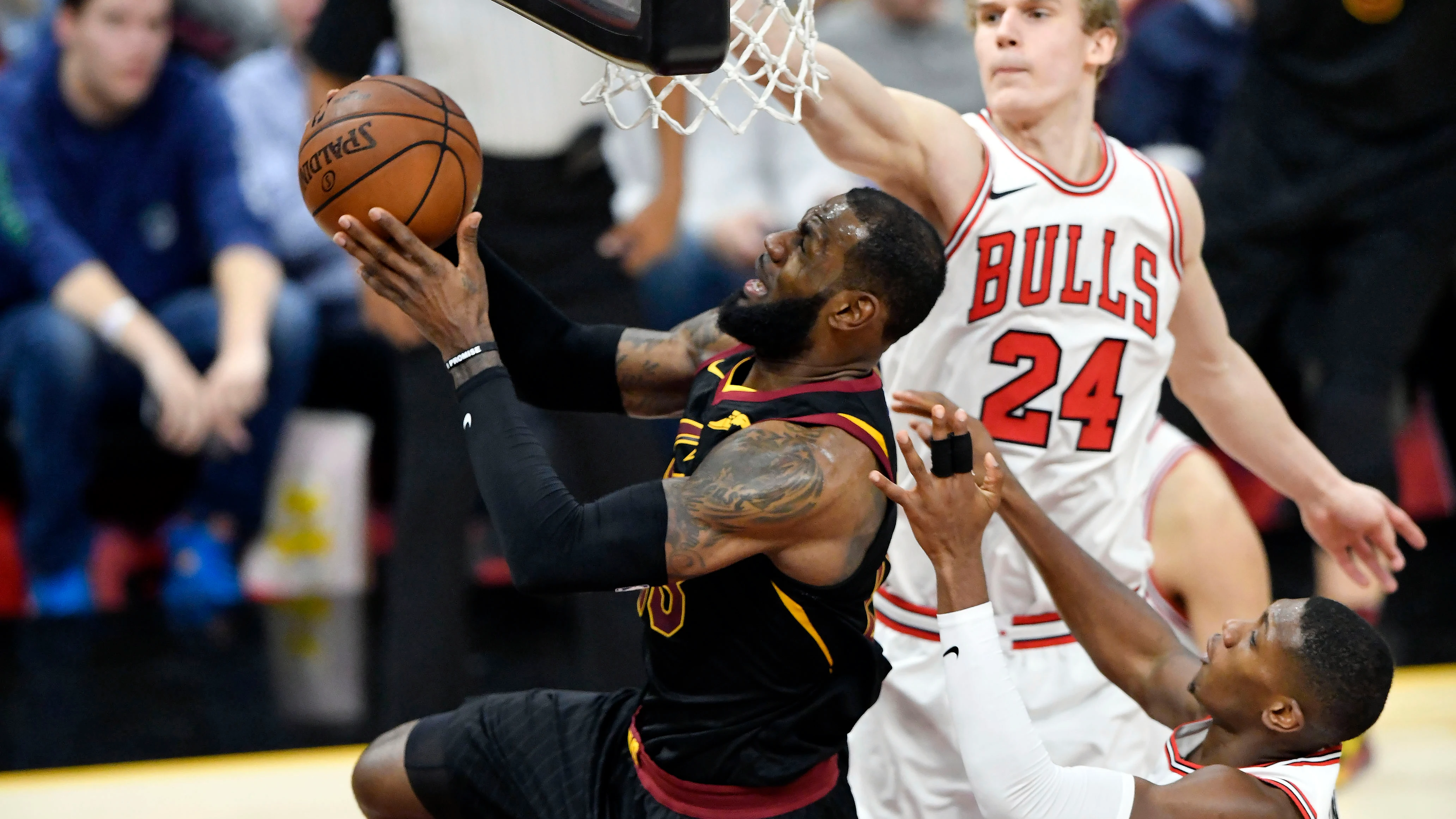 LeBron James, en acción ante los Bulls