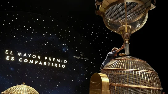 Bombos del Sorteo de Lotería de Navidad Bombos del Sorteo de Lotería de Navidad