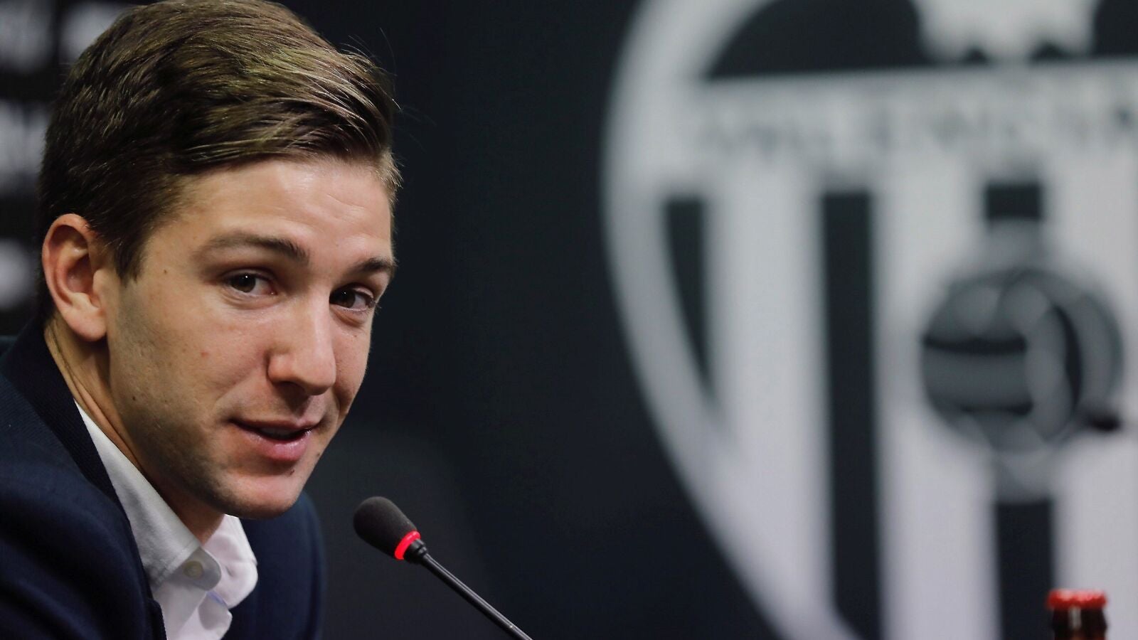 Vietto, en su presentaci&oacute;n con el Valencia