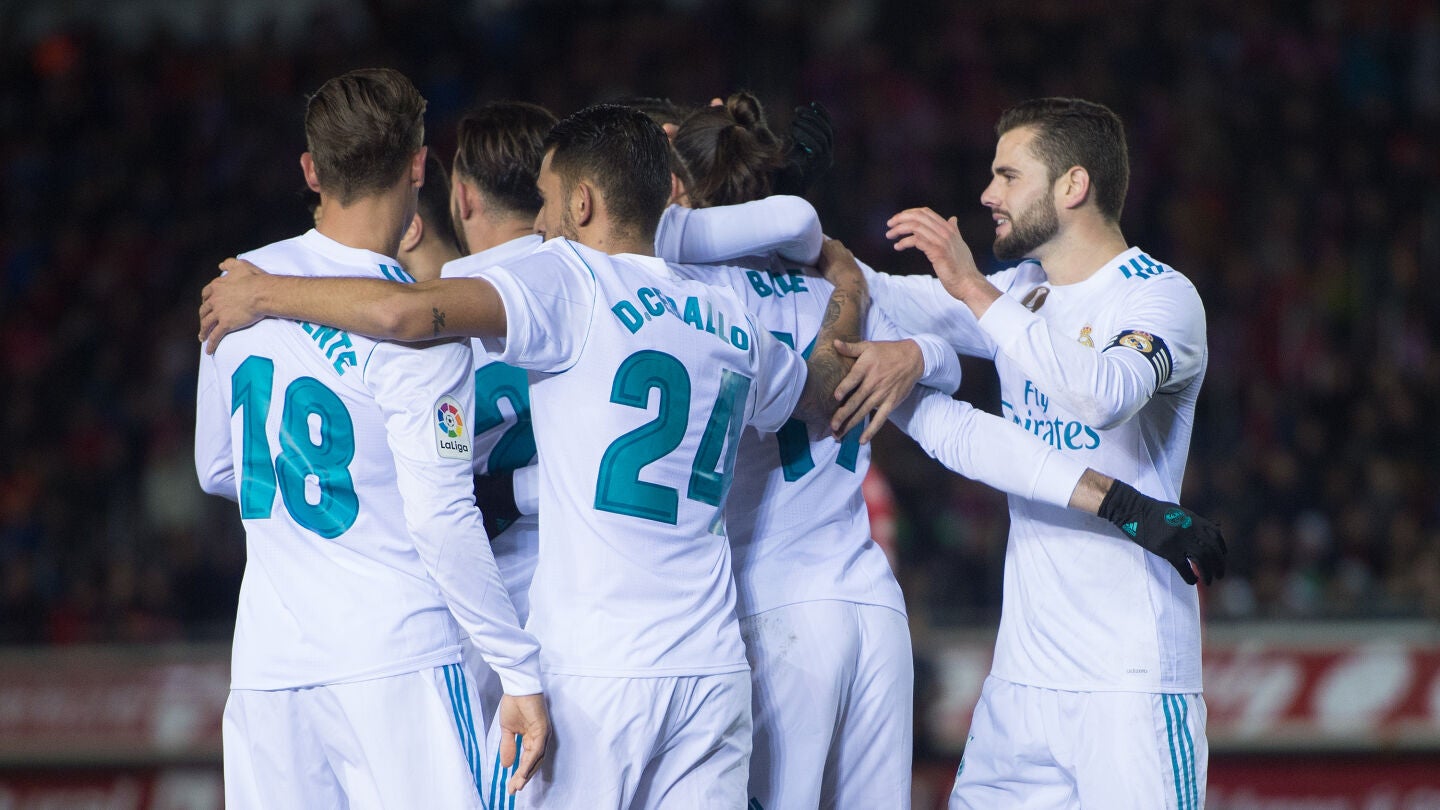 Los jugadores del Real Madrid celebran un gol